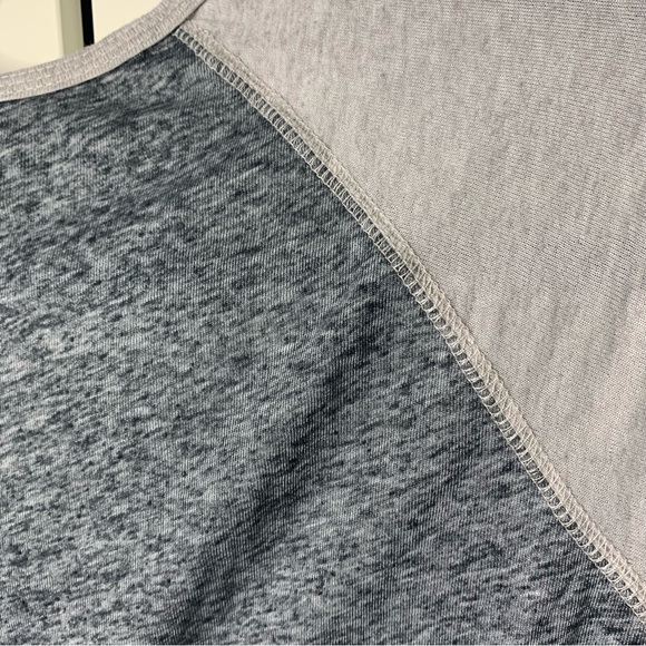 Majestic NFL Las Vegas Raiders Graphic Baseball Style T-Shirt - Picture 9 of 13